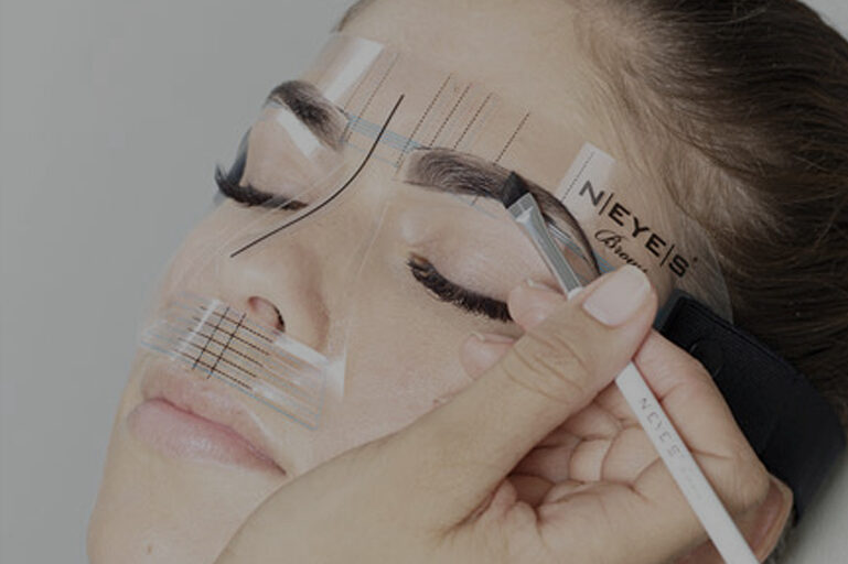 Neyes Brows NEW LOOK Behandlung in Andernach